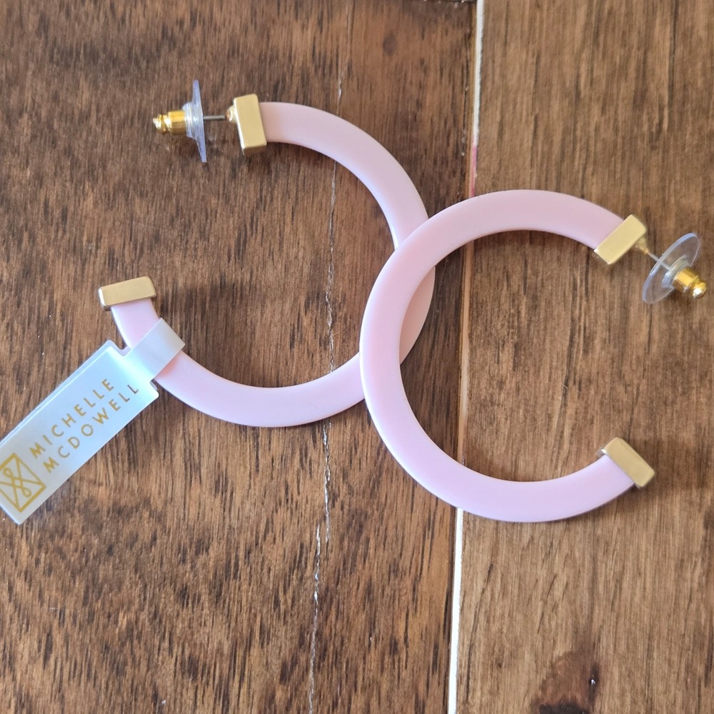 Michelle McDowell Large Blush Acrylic Hoops Pink Gold Tone Earrings 45261 NEW